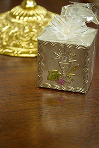 2x2 Square Handmade Candle (Chalice)