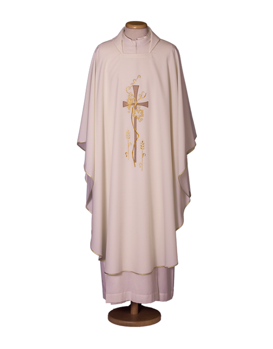 Economic Chasuble in 100% Polyester with Square Collar – Practical and Refined Liturgical Vestment with Machine Embroidery