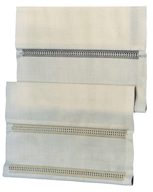 Liturgical Alb in Wool and Polyester – Korean Collar with Central Zip and Hand-Embroidered Lily Bands for Clergy