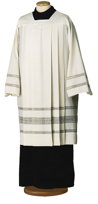 Liturgical Surplice in Wool and Polyester with Hand-Embroidered Papal Gigliuccio – Traditional Greek Key Embroidery with Square Collar