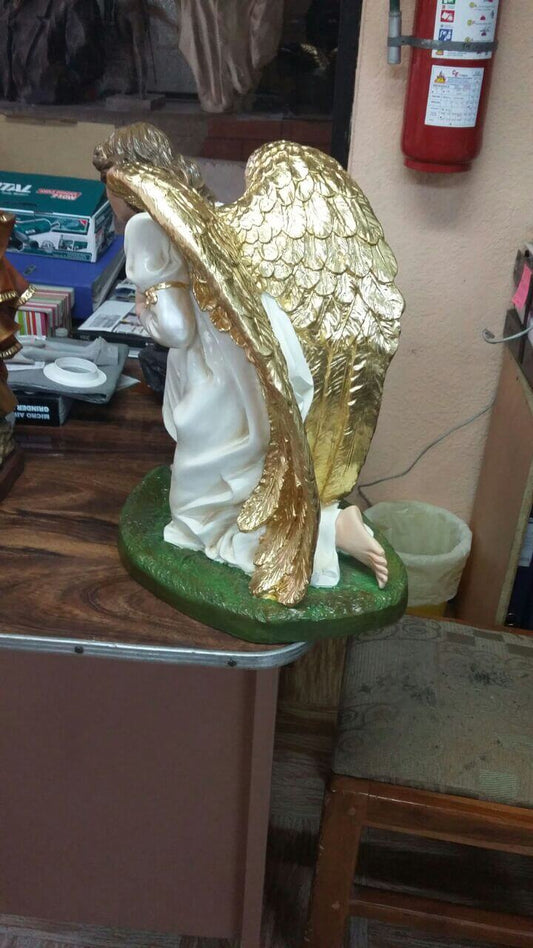 Everlasting Light – 20″ Angel with Gentle Gaze